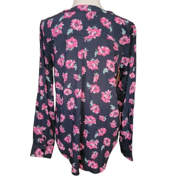 NWT Karissa & Me Navy Blue & Pink Floral‎ V-Neck Roll Tab Long Sleeve Blouse - M - Picture 2 of 8